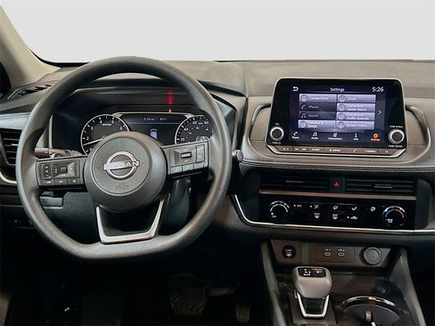 Used 2024 Nissan Rogue S image 18