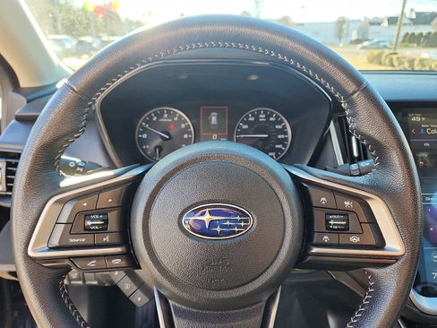 Used 2020 Subaru Outback Premium image 18