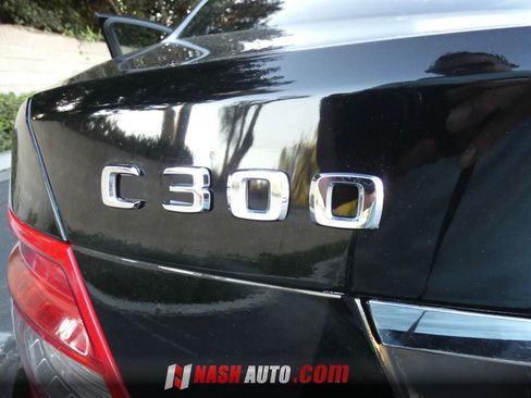 Used 2009 Mercedes-Benz C 300 Sedan image 65