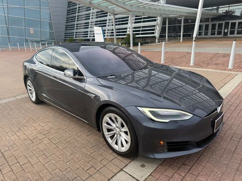 Used 2016 Tesla Model S 75 image 3