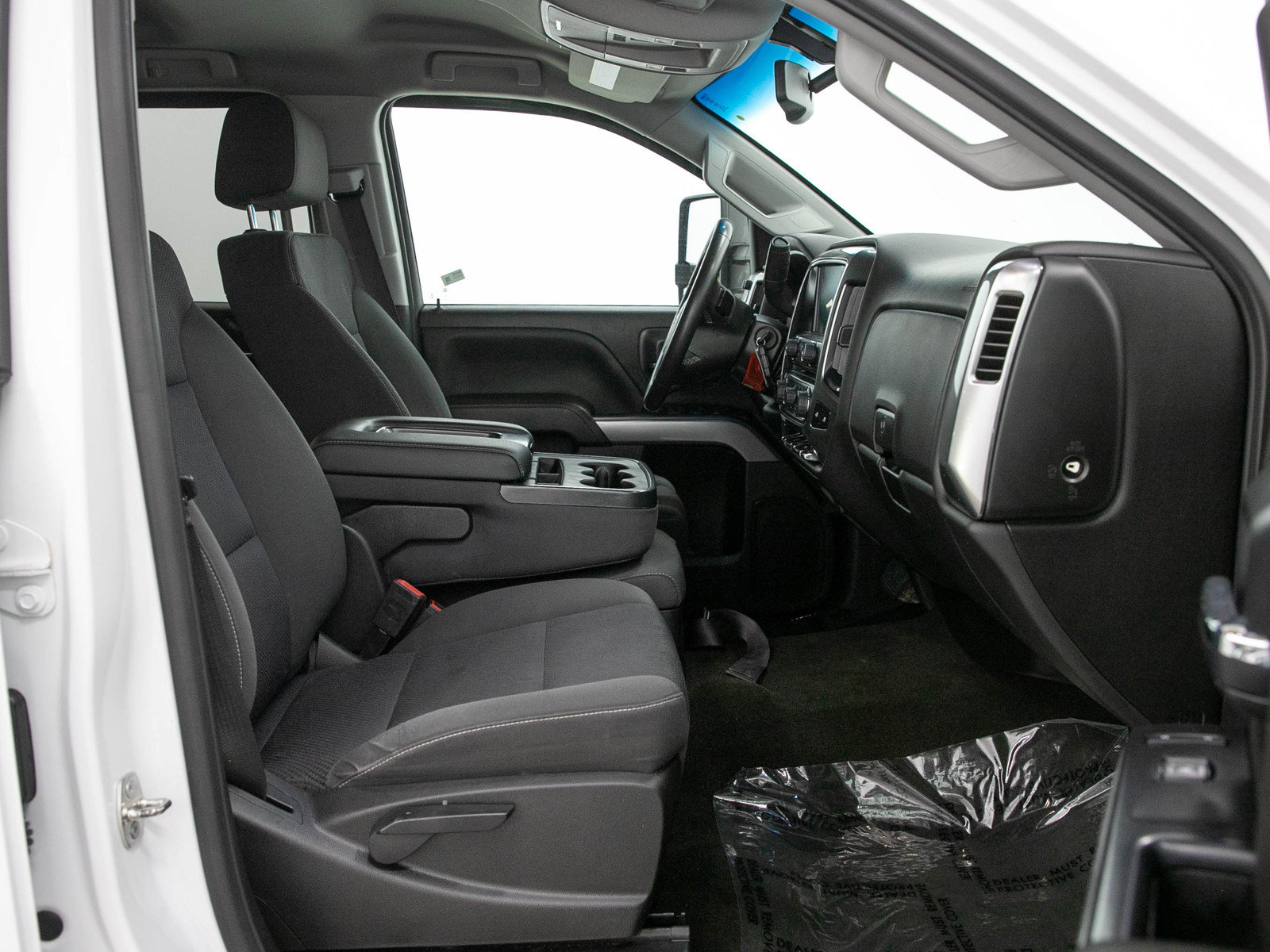 Used 2018 Chevrolet Silverado 3500 LT w/ LT Convenience Package AWD/4WD image 12