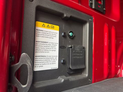 Used 2025 Ford F150 King Ranch w/ FX4 Off-Road Package image 19