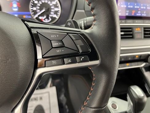 Used 2025 Nissan Altima 2.5 SR FWD image 23