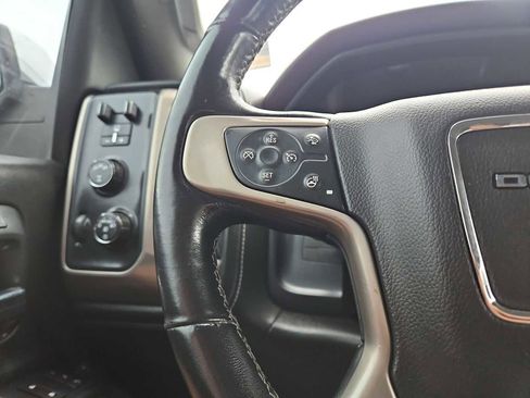 Used 2019 GMC Sierra 2500 Denali w/ Suspension Package, Off-Road AWD/4WD image 40