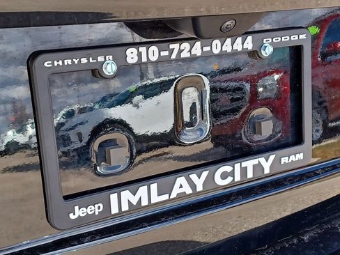 Used 2025 Jeep Grand Cherokee Limited w/ Black Appearance Package image 8