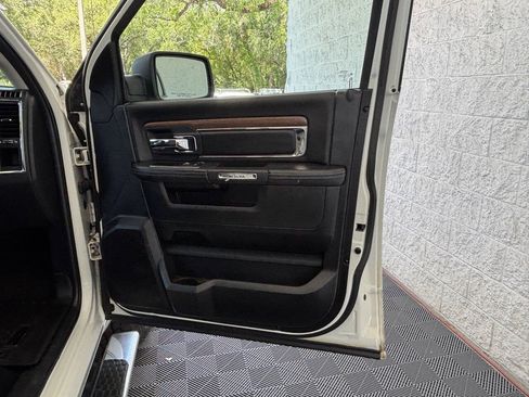 Used 2016 RAM 1500 Laramie w/ Convenience Group AWD/4WD image 31