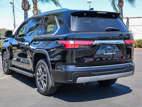 Certified 2024 Toyota Sequoia Limited AWD/4WD image 28