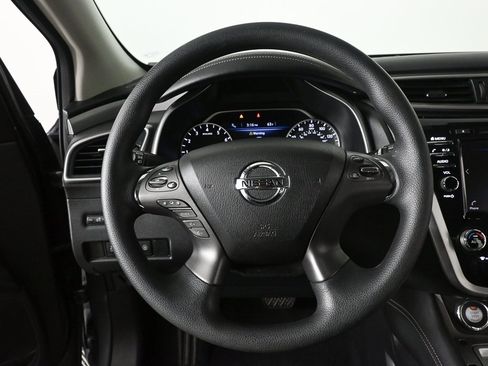 Used 2020 Nissan Murano S w/ Technology Package image 2