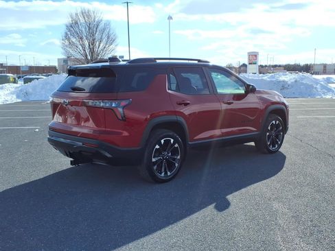 Certified 2025 Chevrolet Equinox RS image 4