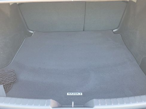 Used 2022 MAZDA MAZDA3 s image 24