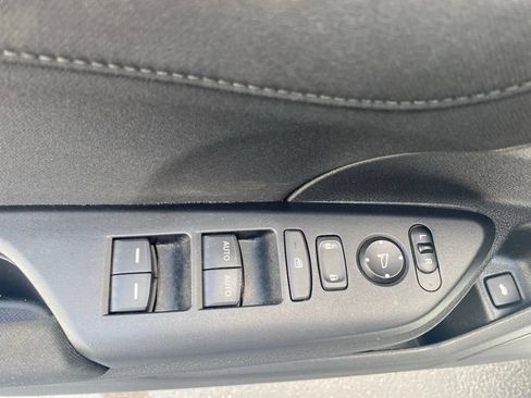 Used 2018 Honda Civic EX image 16