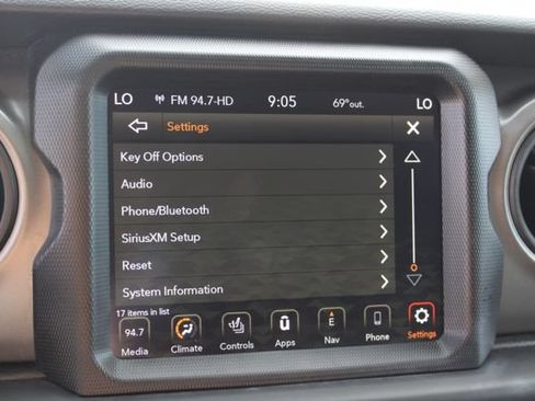 Used 2023 Jeep Wrangler Unlimited Sport AWD/4WD image 38