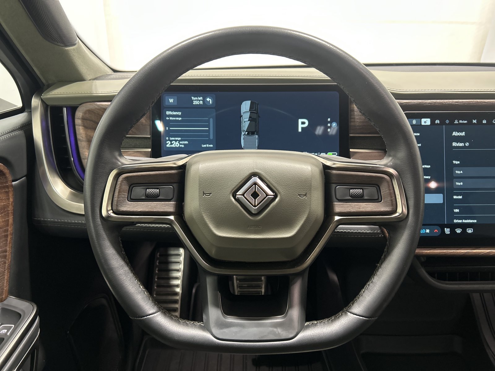 Used 2022 Rivian R1T Adventure AWD/4WD image 26