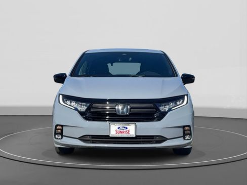 Used 2023 Honda Odyssey Sport image 3