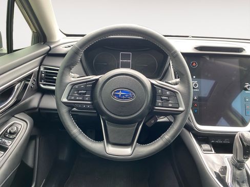 Used 2025 Subaru Outback Limited image 13