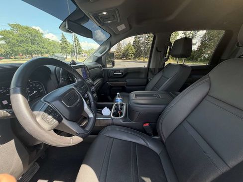 Used 2022 GMC Sierra 2500 Denali w/ Snow Plow Prep/Camper Package AWD/4WD image 11