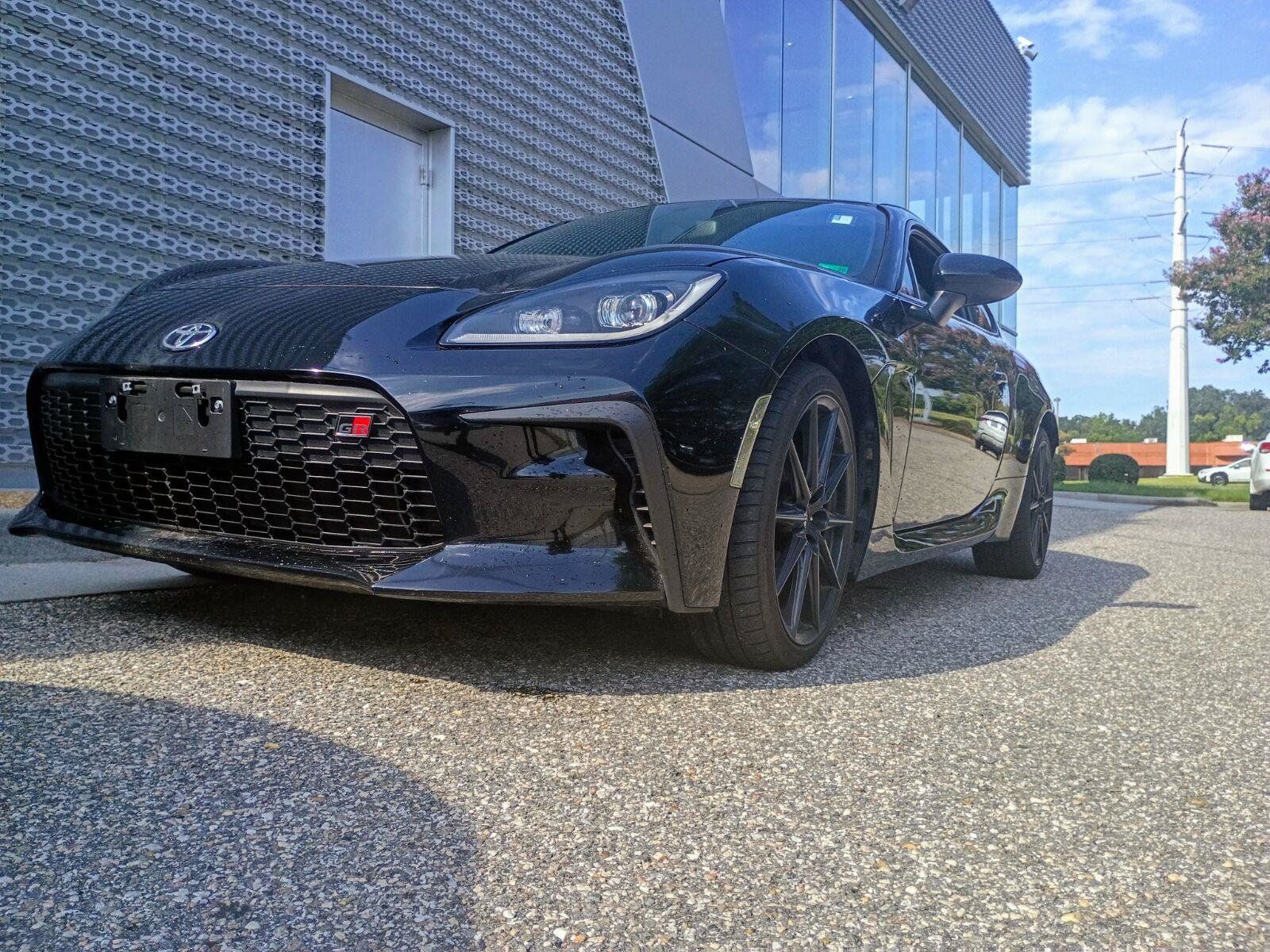 Used 2023 Toyota GR86 Premium w/ ALL Weather Mat Package (TMS) RWD image 2