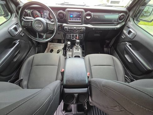 Used 2020 Jeep Wrangler Unlimited Sport AWD/4WD image 24
