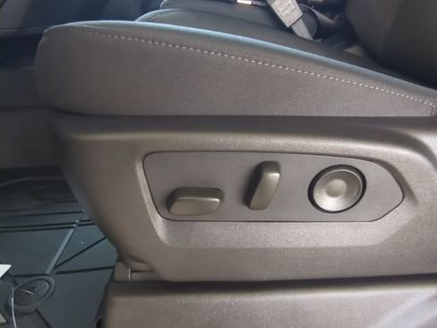 New 2026 Chevrolet Silverado 1500 Custom image 16