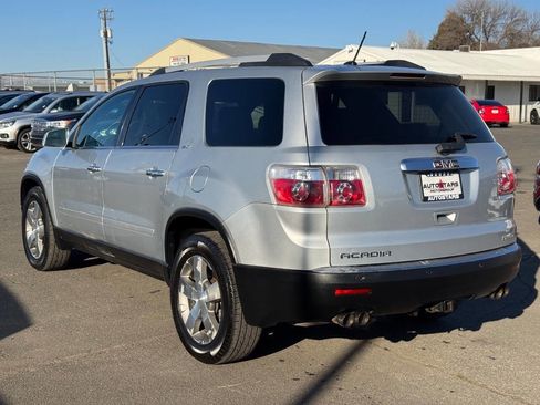 Used 2012 GMC Acadia SLT image 3