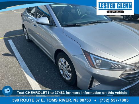 Used 2020 Hyundai Elantra SE w/ Cargo Package (C1) FWD image 1