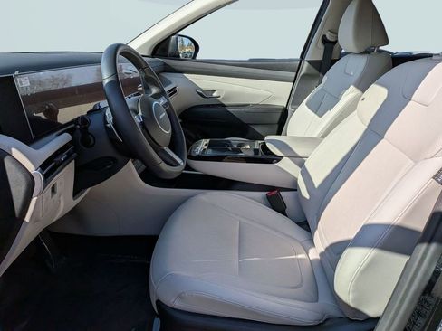 Certified 2025 Hyundai Tucson SEL AWD/4WD image 14