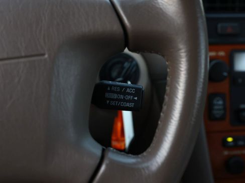 Used 2000 Lexus ES 330 4DR SEDAN image 24