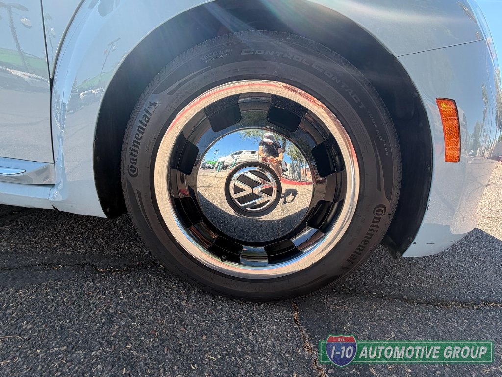 Used 2013 Volkswagen Beetle 2.5 FWD image 12