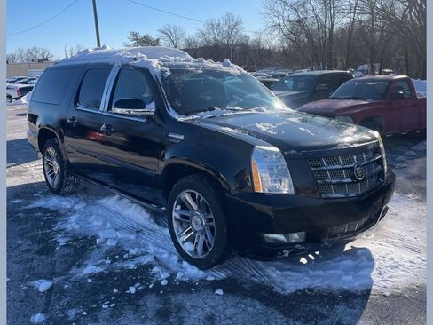 Used 2014 Cadillac Escalade ESV Premium image 1