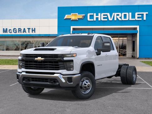 New 2026 Chevrolet Silverado 3500 W/T w/ WT Convenience Package image 6