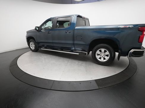 Used 2019 Chevrolet Silverado 1500 LT w/ Convenience Package image 13