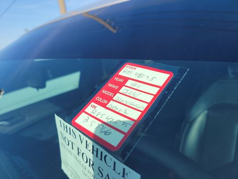 Used 2024 Jeep Grand Cherokee L Limited w/ Black Appearance Package image 10