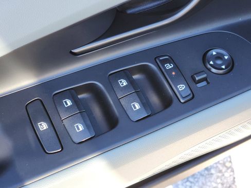 New 2026 Hyundai Elantra Limited image 16