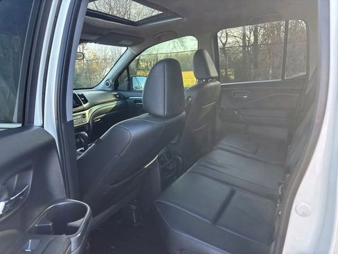 Used 2019 Honda Ridgeline RTL image 13