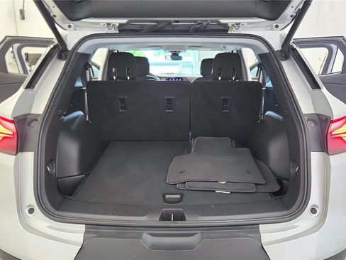 Used 2021 Chevrolet Blazer LT FWD image 20