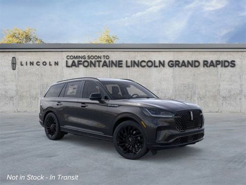 New 2026 Lincoln Aviator Reserve image 7