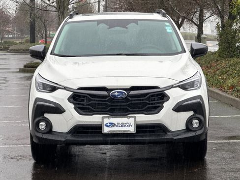 New 2025 Subaru Crosstrek 2.5i Limited w/ Popular Package #4A image 9