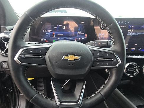 Used 2024 Chevrolet Blazer EV LT AWD/4WD image 14