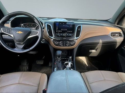 Used 2022 Chevrolet Equinox Premier AWD/4WD image 7