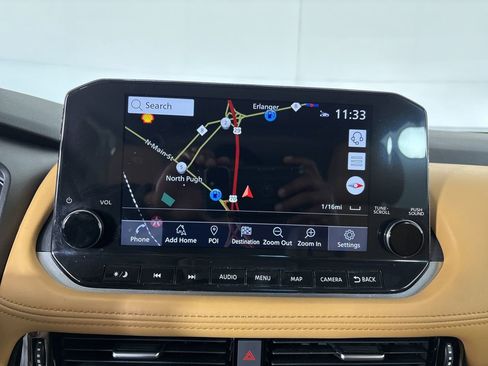 Used 2023 Nissan Rogue Platinum w/ Platinum Premium Package image 21