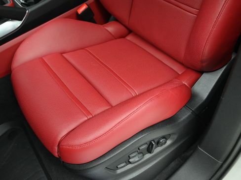 Used 2023 Porsche Cayenne Turbo GT AWD/4WD image 30