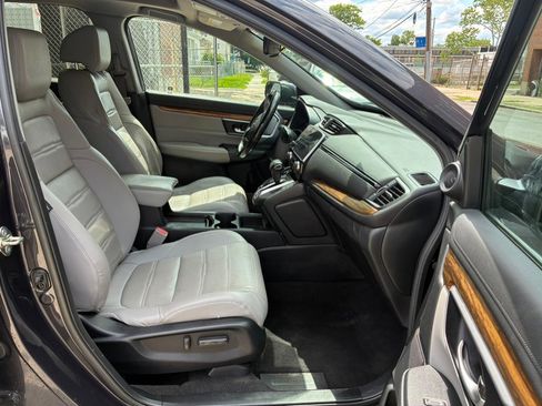 Used 2017 Honda CR-V Touring image 15
