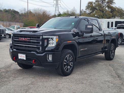 Used 2021 GMC Sierra 2500 AT4 w/ AT4 Premium Plus Package image 8
