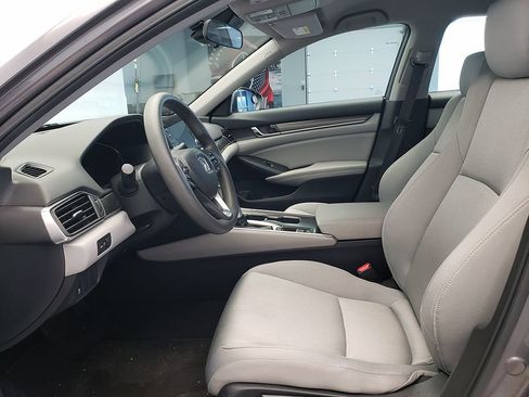Used 2019 Honda Accord LX image 11
