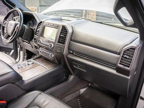Used 2020 Ford Expedition Limited image 35