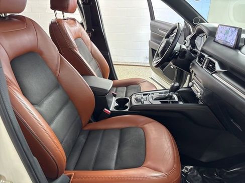 Used 2024 MAZDA CX-5 Carbon Edition image 21