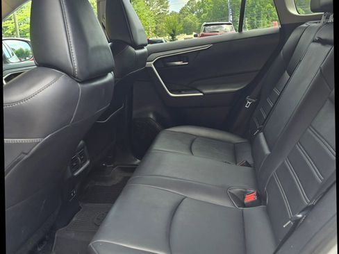 Used 2021 Toyota RAV4 XLE Premium FWD image 13