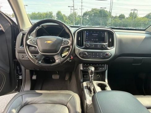Used 2022 Chevrolet Colorado ZR2 w/ ZR2 Dusk Special Edition AWD/4WD image 16