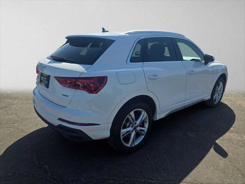 Used 2023 Audi Q3 2.0T Premium Plus w/ Premium Plus Package AWD/4WD image 3