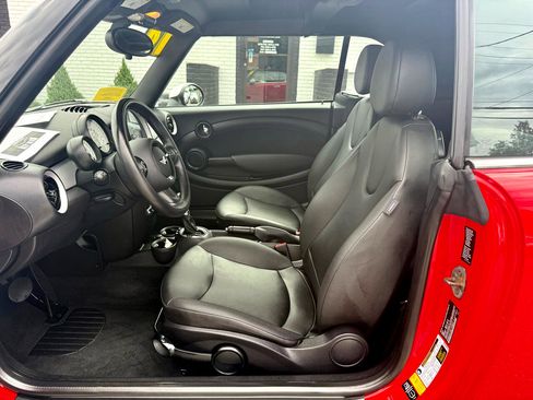 Used 2014 MINI Cooper Convertible image 15